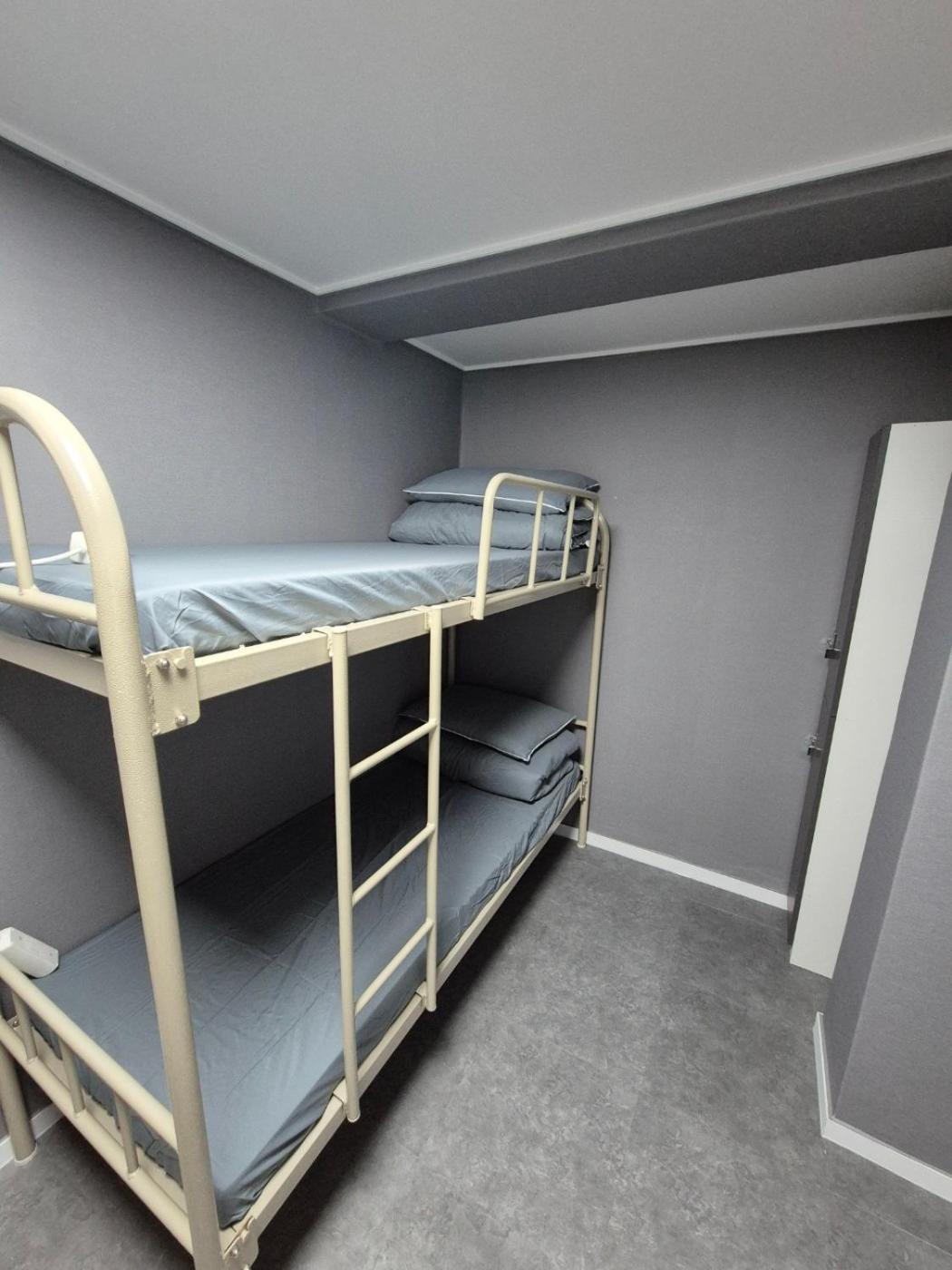 Gangnam Seven Hostel Seul Zewnętrze zdjęcie