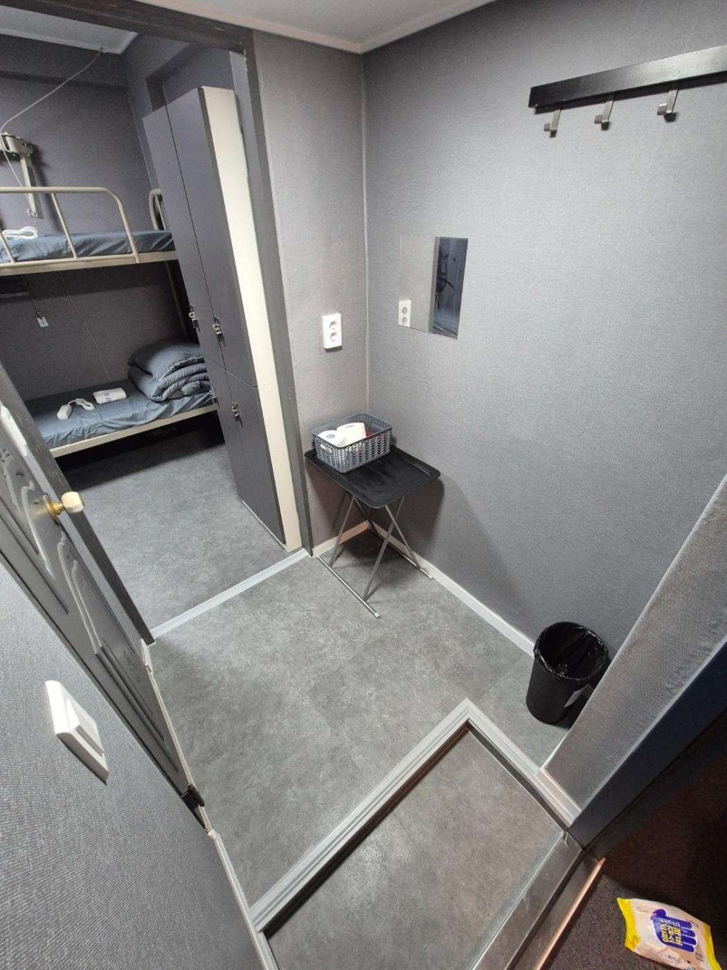 Gangnam Seven Hostel Seul Zewnętrze zdjęcie